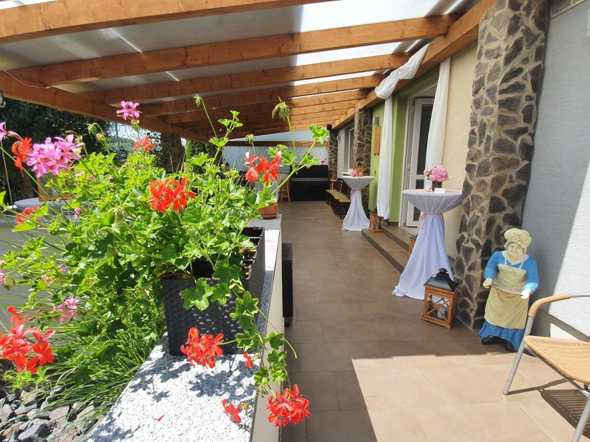 Agropenzion 7Divov Dolna Krupa 外观 照片